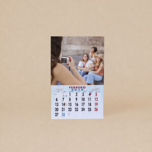 Calendario con faldilla — vista principal