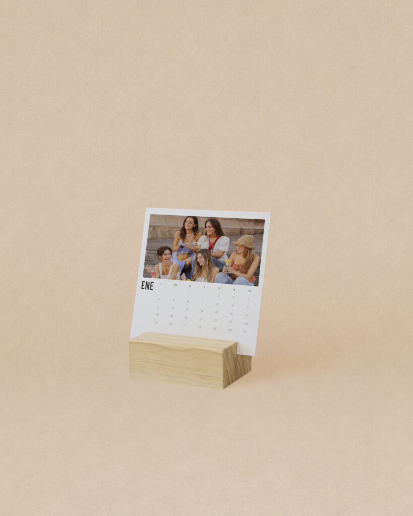 Calendario Nature Horizontal — vista principal